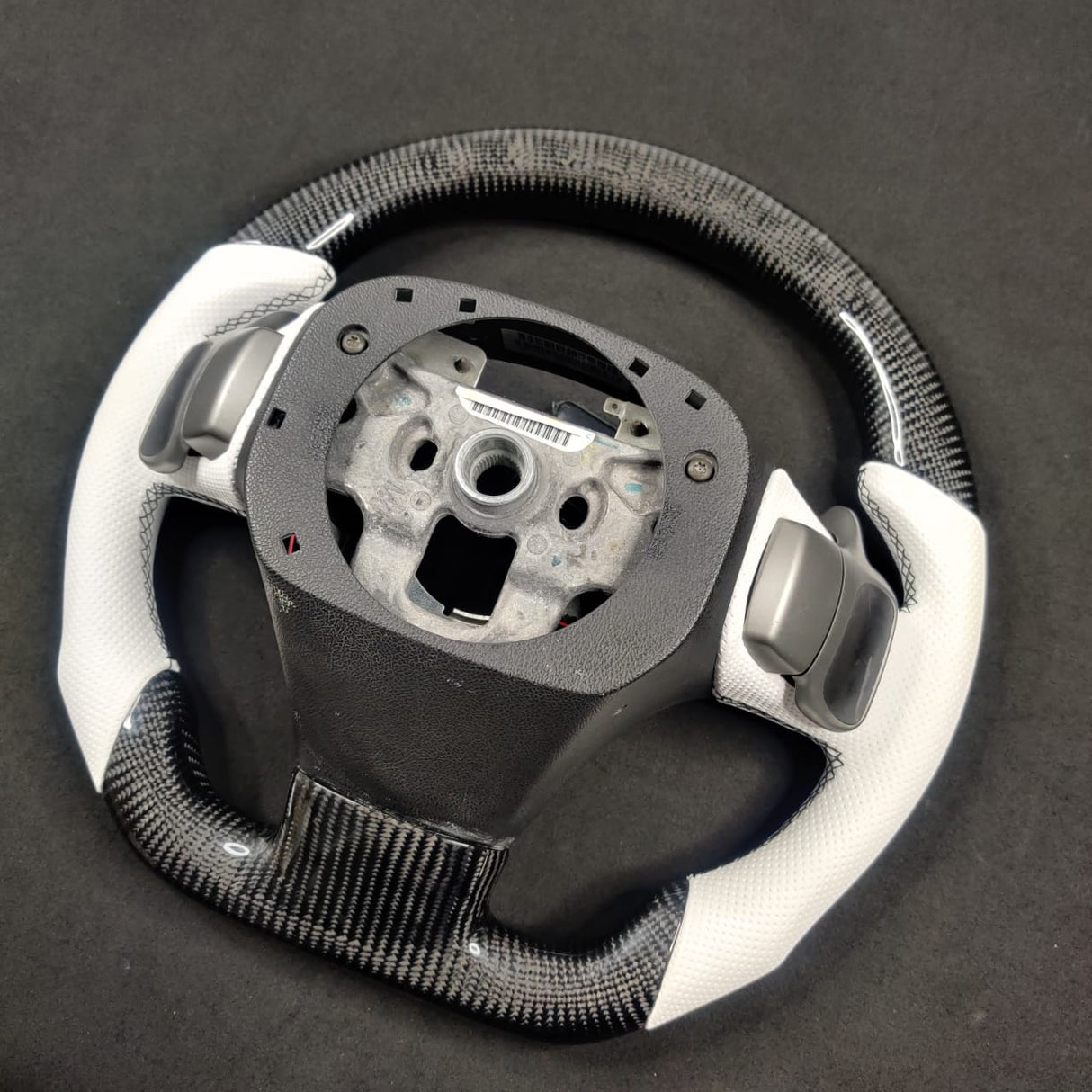 2006-2013 Chevrolet C6 Corvette Custom Carbon Fiber Steering Wheel w/ LED RPM Display