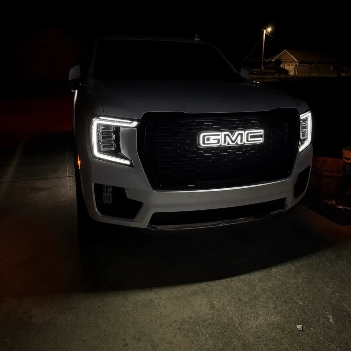 2019-2027 GMC Sierra Canyon Yukon White/Amber Illuminated LED Badge Emblem Logo