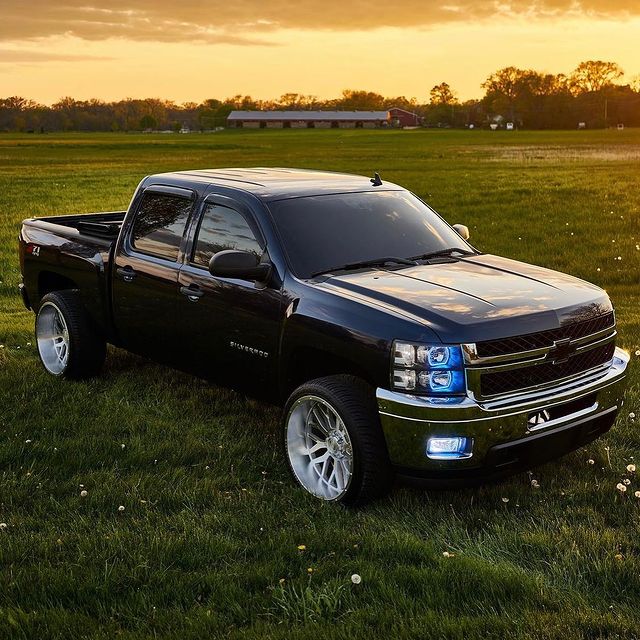 2007-2013 Chevrolet Silverado RGBW Color-Chasing LED Halo Kit LED headlight kit AutoLEDTech Oracle Lighting Trendz Flow Series RGBHaloKits OneUpLighting Morimoto