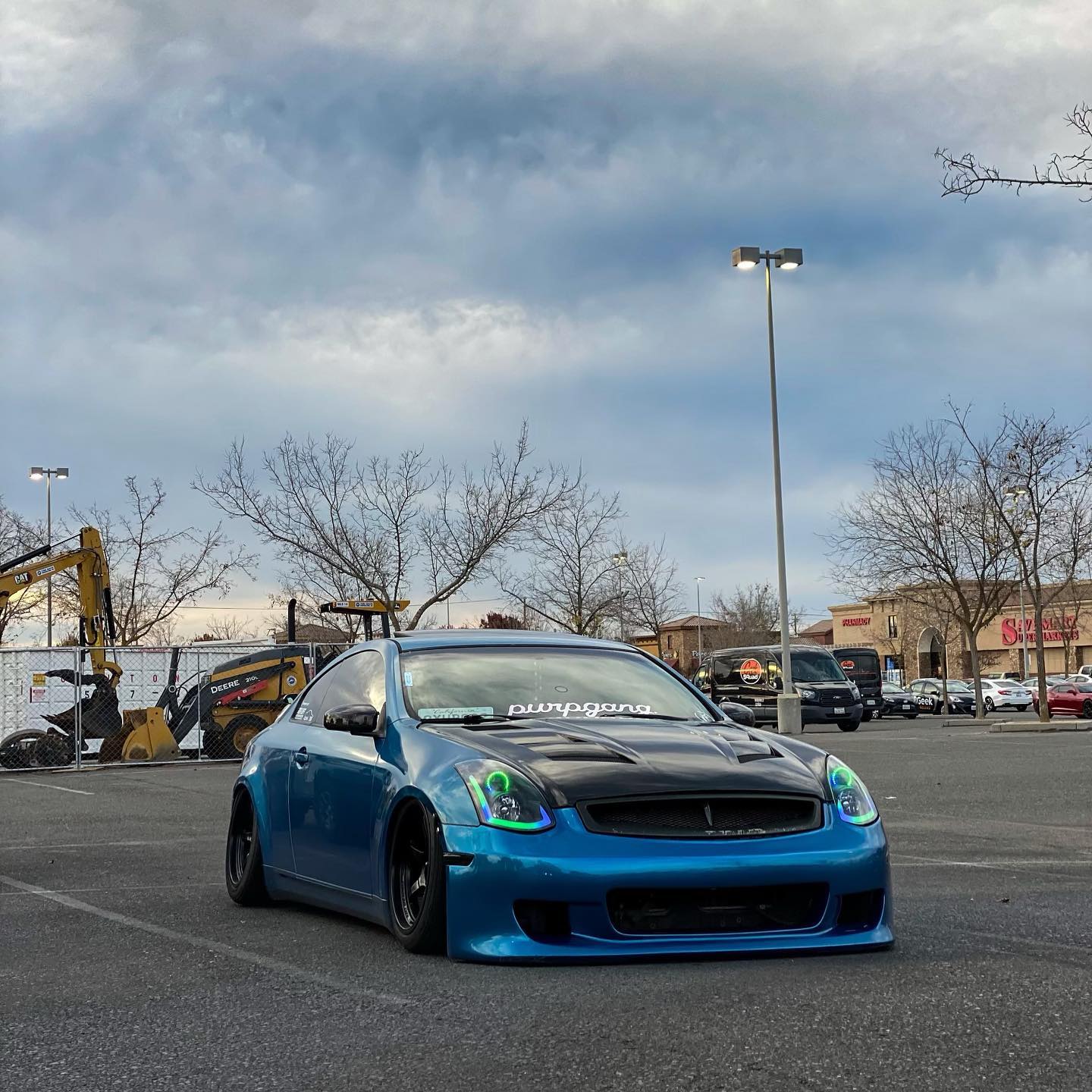 2003-2007 Infiniti G35 Coupe RGBW Color-Chasing LED Halo DRL Headlights - Flow Series LED headlight kit AutoLEDTech Oracle Lighting Trendz Flow Series RGBHaloKits OneUpLighting Morimoto