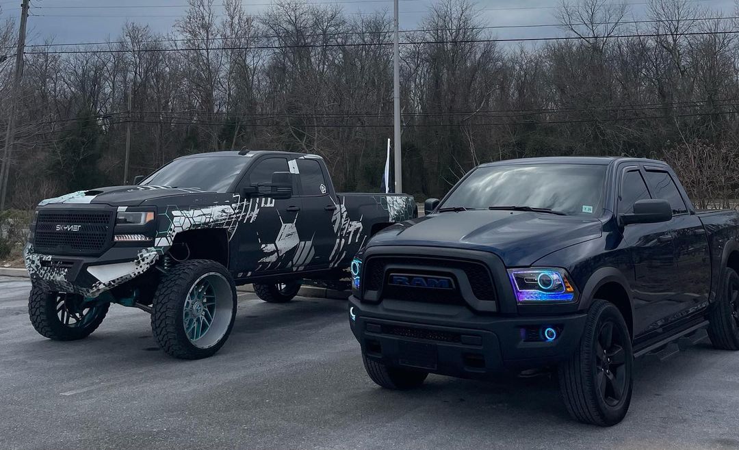 2009-2018 Dodge Ram 1500 2500 RGBW Color-Chasing LED Halo DRL Prebuilt Headlights LED headlight kit AutoLEDTech Oracle Lighting Trendz Flow Series RGBHaloKits OneUpLighting Morimoto