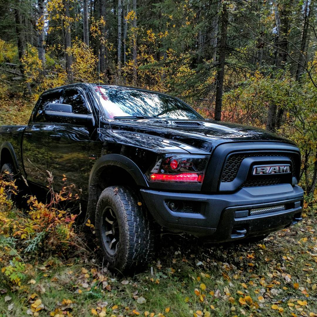 2013-2018 Dodge Ram 1500 2500 Color-Chasing/RGBW +A LED DRL Boards LED headlight kit AutoLEDTech Oracle Lighting Trendz Flow Series RGBHaloKits OneUpLighting Morimoto