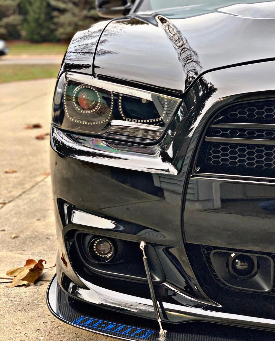 2011-2014 Dodge Charger RGBW Color-Chasing LED Halo OEM Projector Headlights (Flow Series) LED headlight kit AutoLEDTech Oracle Lighting Trendz Flow Series RGBHaloKits OneUpLighting Morimoto