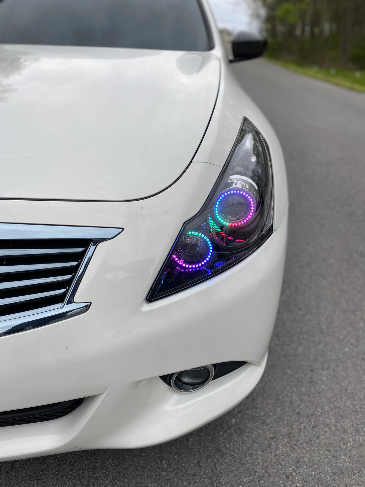 2007-2015 Infiniti G37/Q40/Q60 RGBW Color-Chasing Halo Kit LED headlight kit AutoLEDTech Oracle Lighting Trendz Flow Series RGBHaloKits OneUpLighting Morimoto