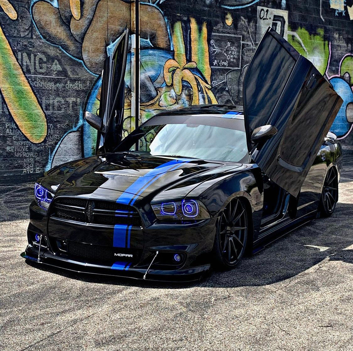 2011-2014 Dodge Charger RGBW Color-Chasing LED Halo OEM Projector Headlights (Flow Series) LED headlight kit AutoLEDTech Oracle Lighting Trendz Flow Series RGBHaloKits OneUpLighting Morimoto